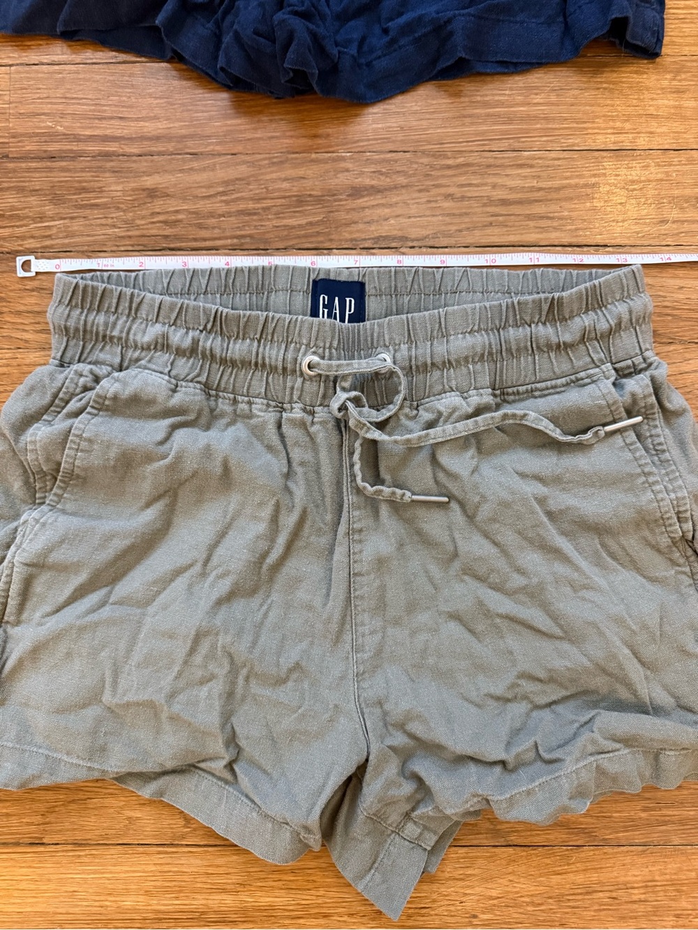Lot of 3 Gap Women’s Drawstring Linen-Blend Shorts - Picture 5 of 6